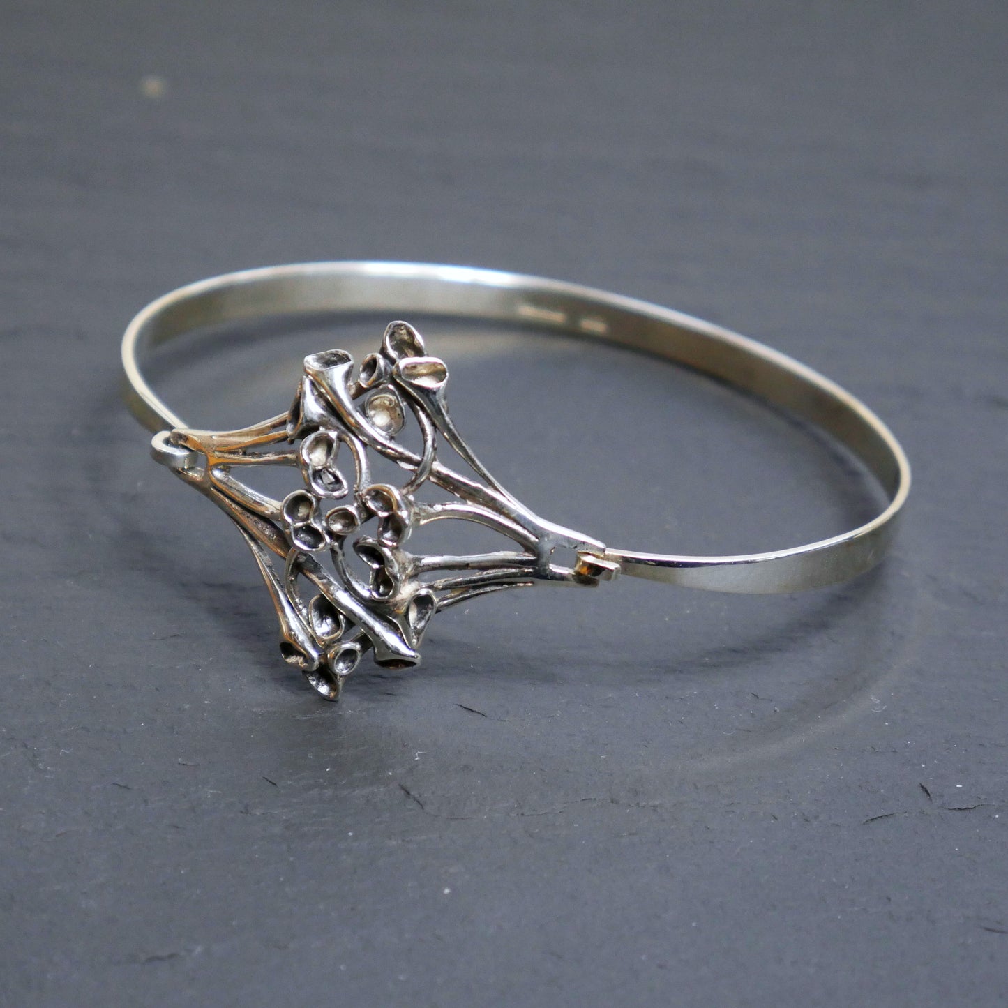 Hannu Ikonen's Iconic Silver Reindeer Moss Bracelet, Modernist Finland Nordic Design (B045)