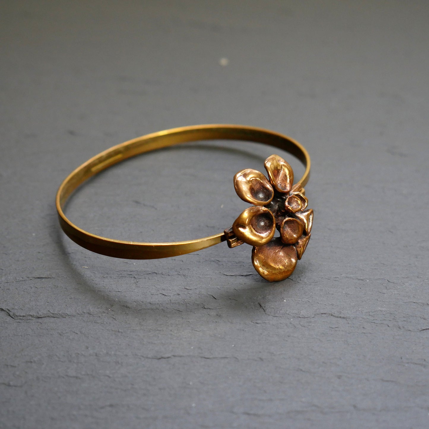Vintage Modernist Reindeer Moss Bronze Bangle Bracelet by Hannu Ikonen, Finland (B022)