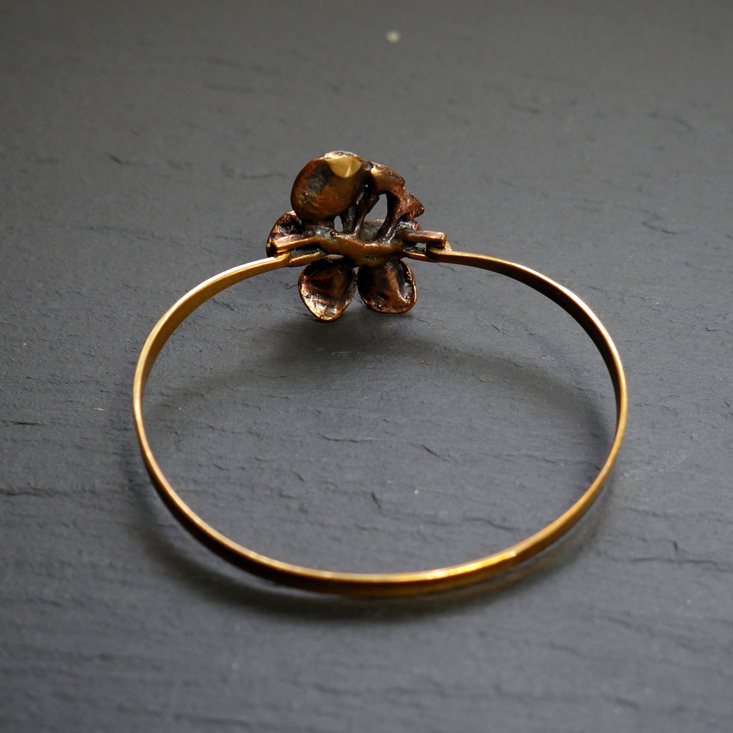 Vintage Modernist Reindeer Moss Bronze Bangle Bracelet by Hannu Ikonen, Finland (B022)
