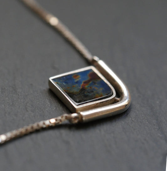 Vintage Modernist Pendant from Finland. Sterling Silver 925 with Spectrolite (B052)